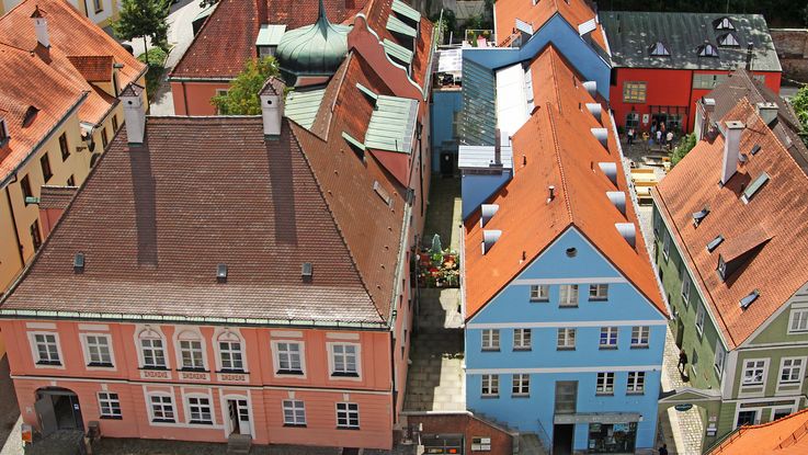Altstadtdächer aus der Vogelperspektive, bunte Häuser der Altstadt