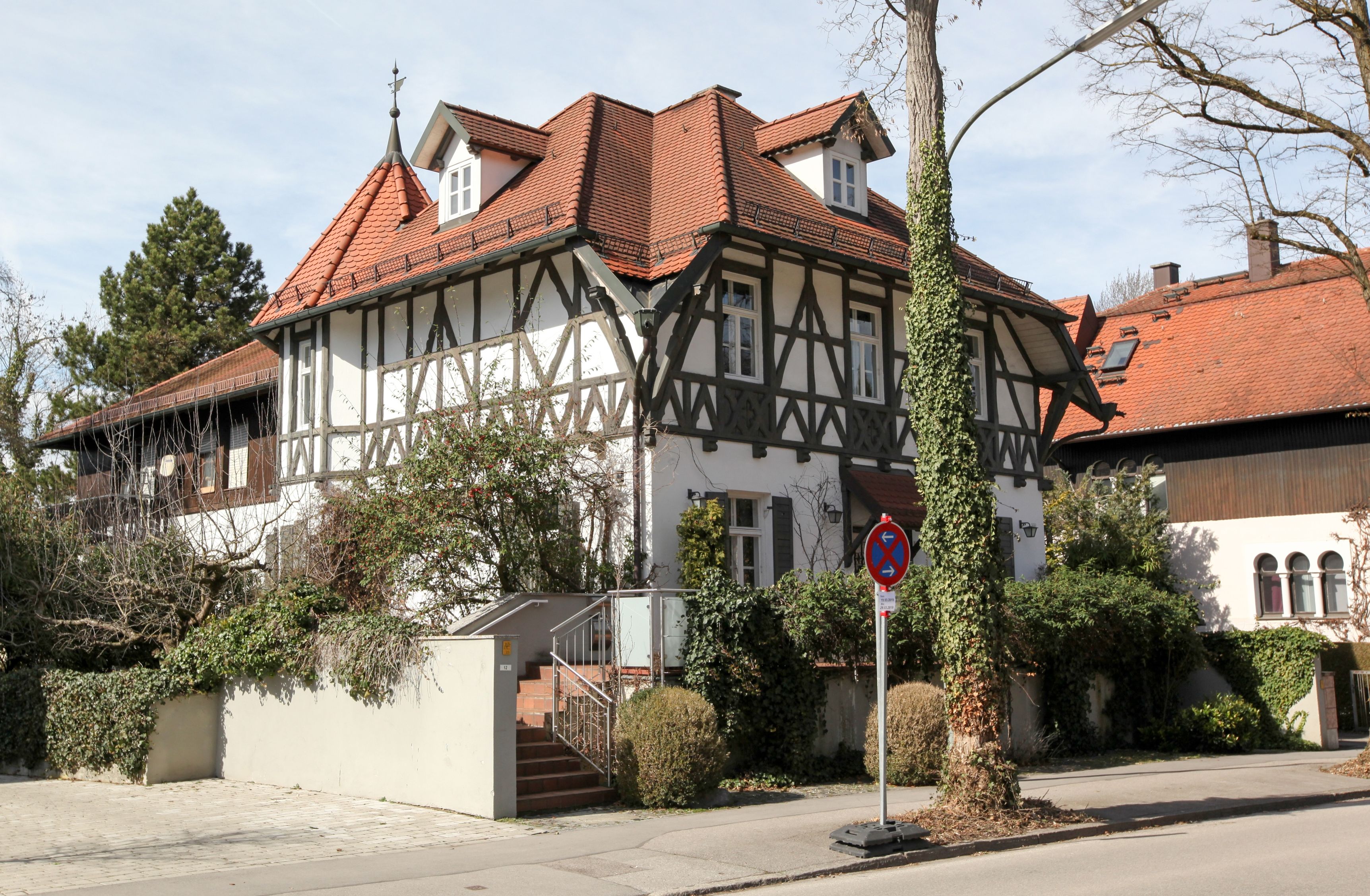 Außenansicht Künstlerhaus Georg Jauss