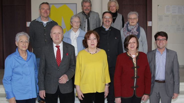 Der aktuelle Seniorenbeirat der Stadt Dachau mit Oberbürgermeister Florian Hartmann