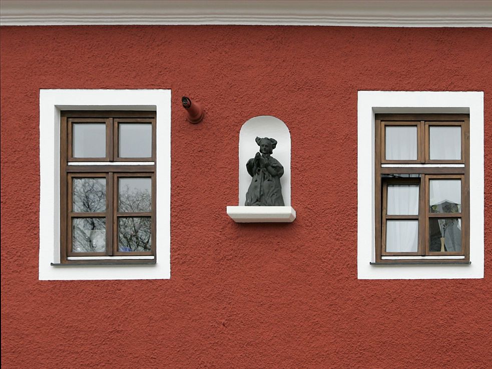 Fassade des Dachauer Wirtshauses "3 Rosen"