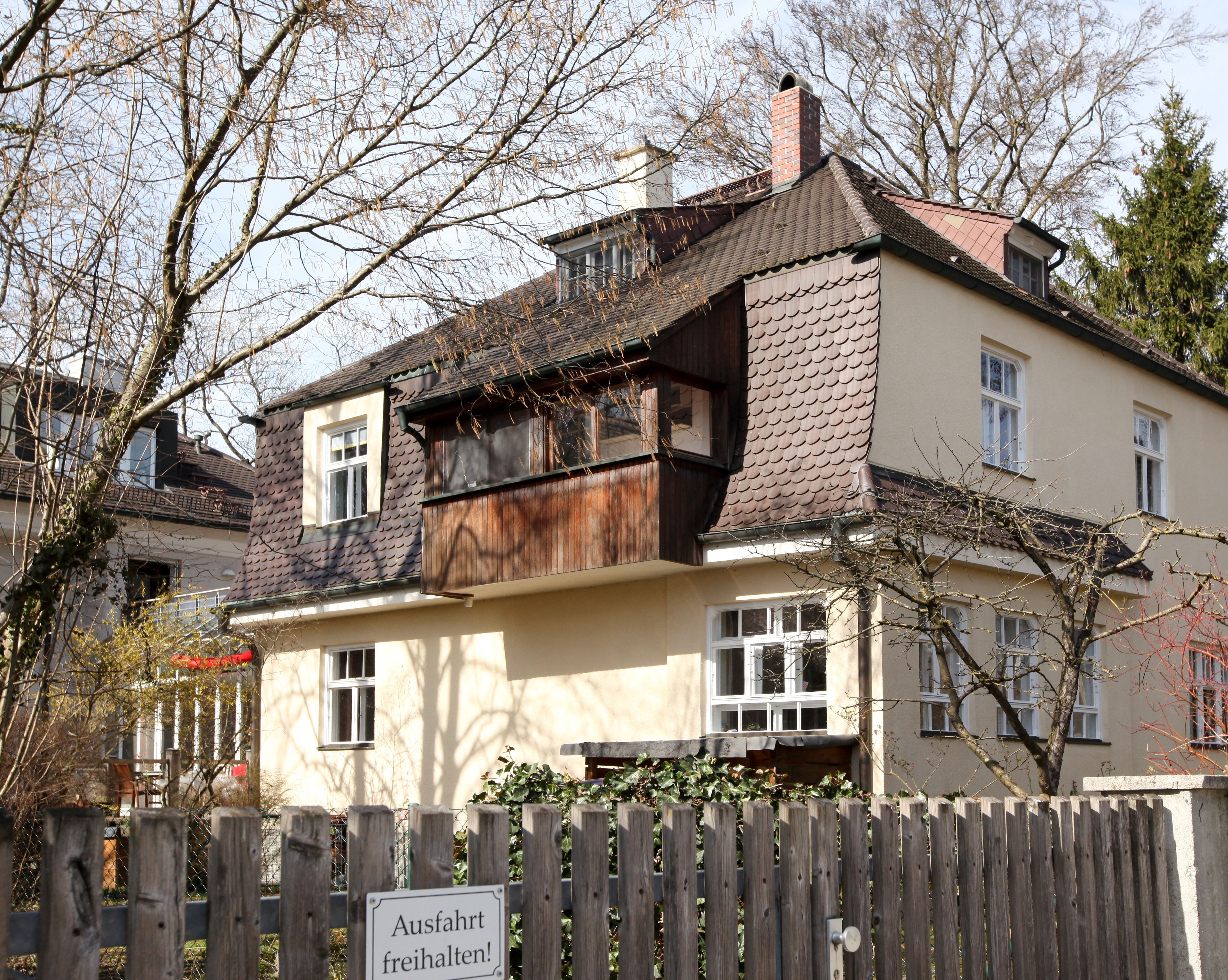 Außenansicht des Künstlerhaus Hugo Hatzler