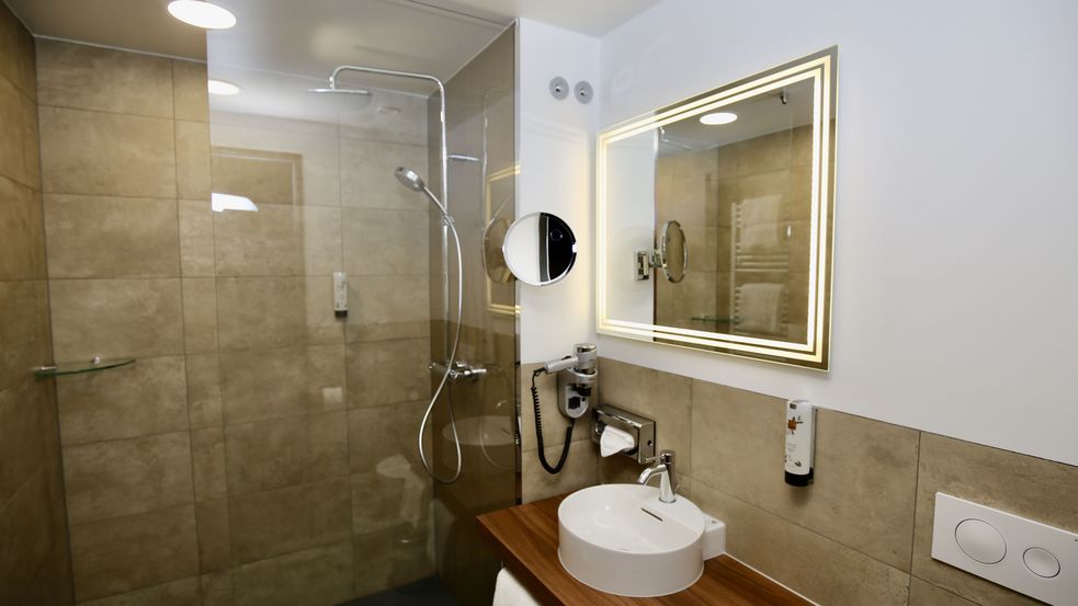 Foto eines Badezimmers im Amedia Hotels & Suites in Dachau