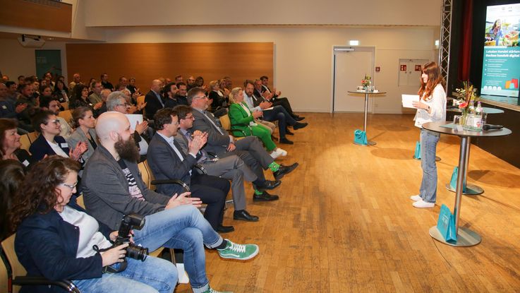 Lokalen Handel stärken - Dachau handelt digital