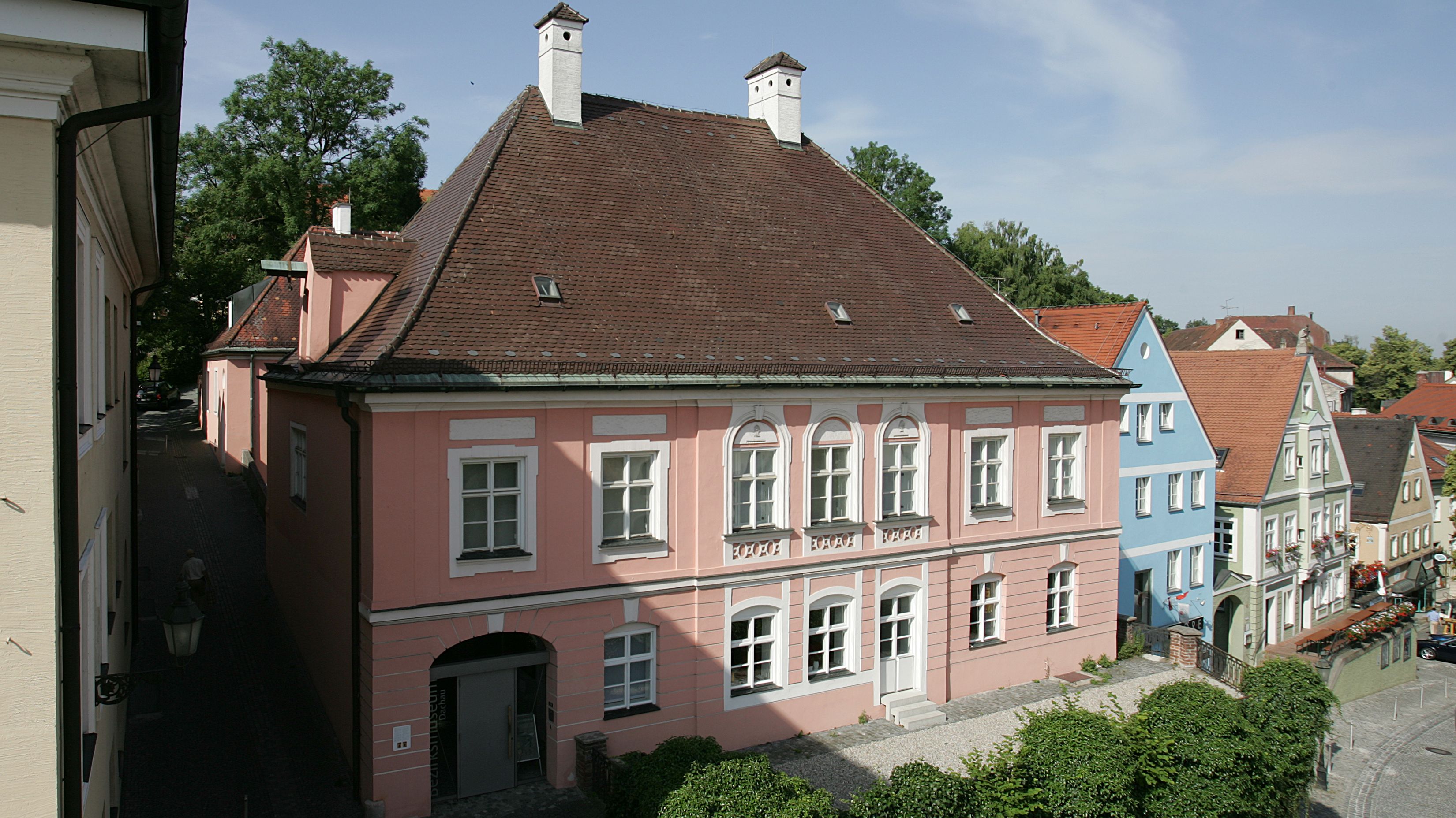 Photo of District Museum of Dachau, from above at a diagonal angle. Photo: City of Dachau