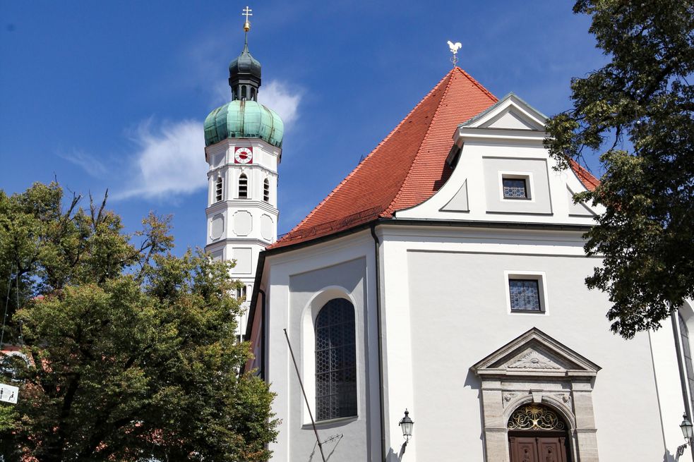 Stadtpfarrkirche St. Jakob, Blick auf Hauptportal