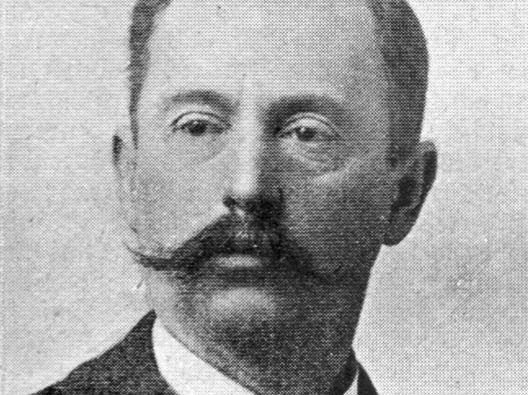 Black and white portrait photo of the artist Bernhard Buttersack. Photo: A reproduction from a book, museum association Dachau